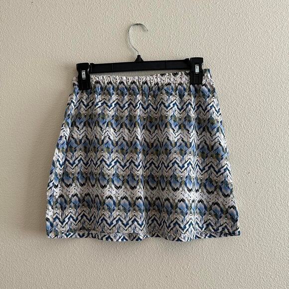 handmade abstract chevron white blue print mini skirt - Picture 6 of 6